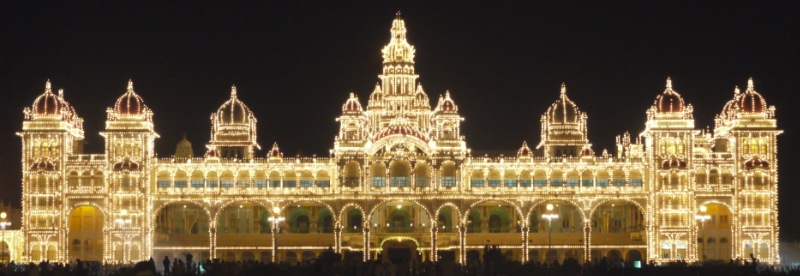 Maharaja palace of Mysore at night